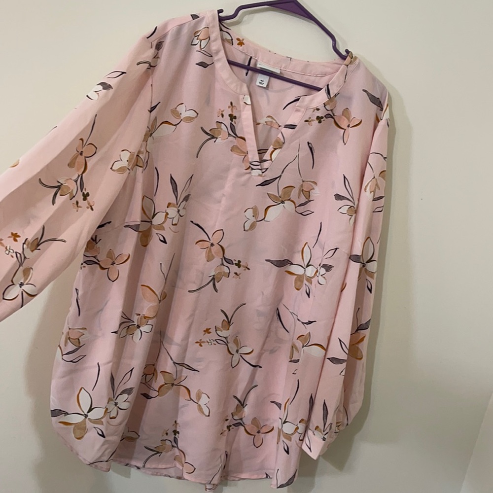 Ava & Viv Light Pink Floral Blouse